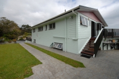 Back of 3Kupe, with fish cleaning station